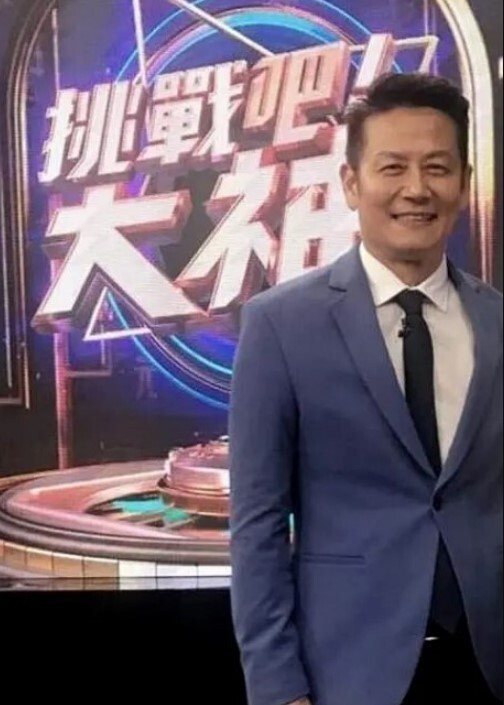 偷拍-大屌魔人高价约操白丝苗窕大奶JK装骚货 - KanAV